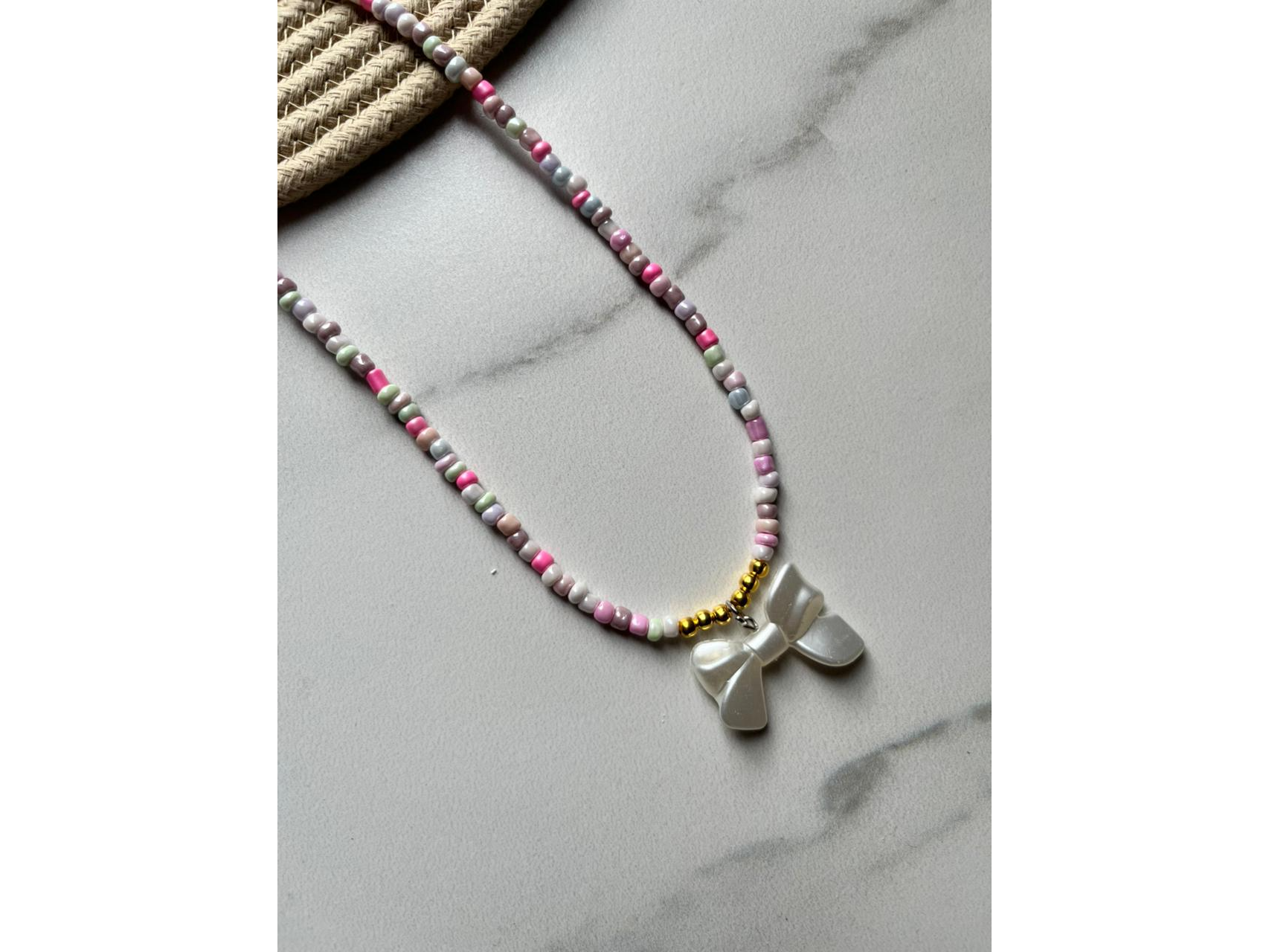 Collares mostacilla