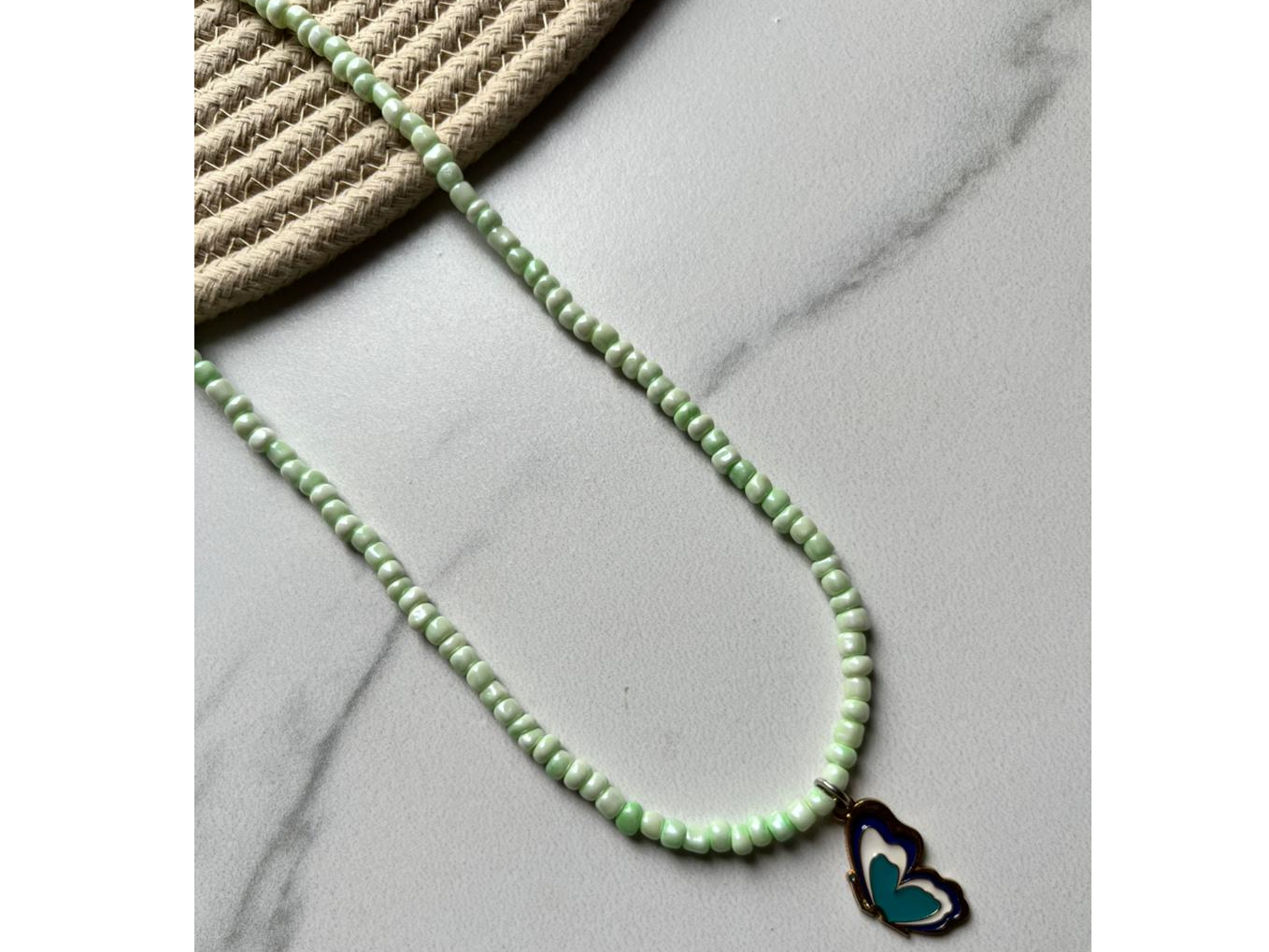 Collares mostacilla