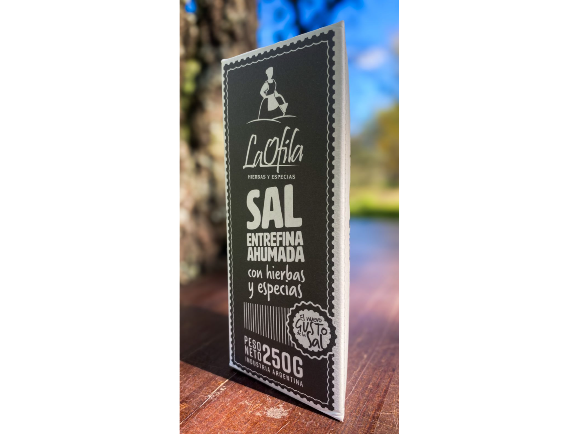 Sal entrefina ahumada con hierbas y especias #03 x 250 grs La Ofila