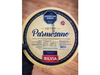 Queso Parmesano x media horma Productos Lácteos Silvia