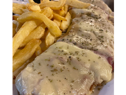 Milanesa Napolitana con guarnición