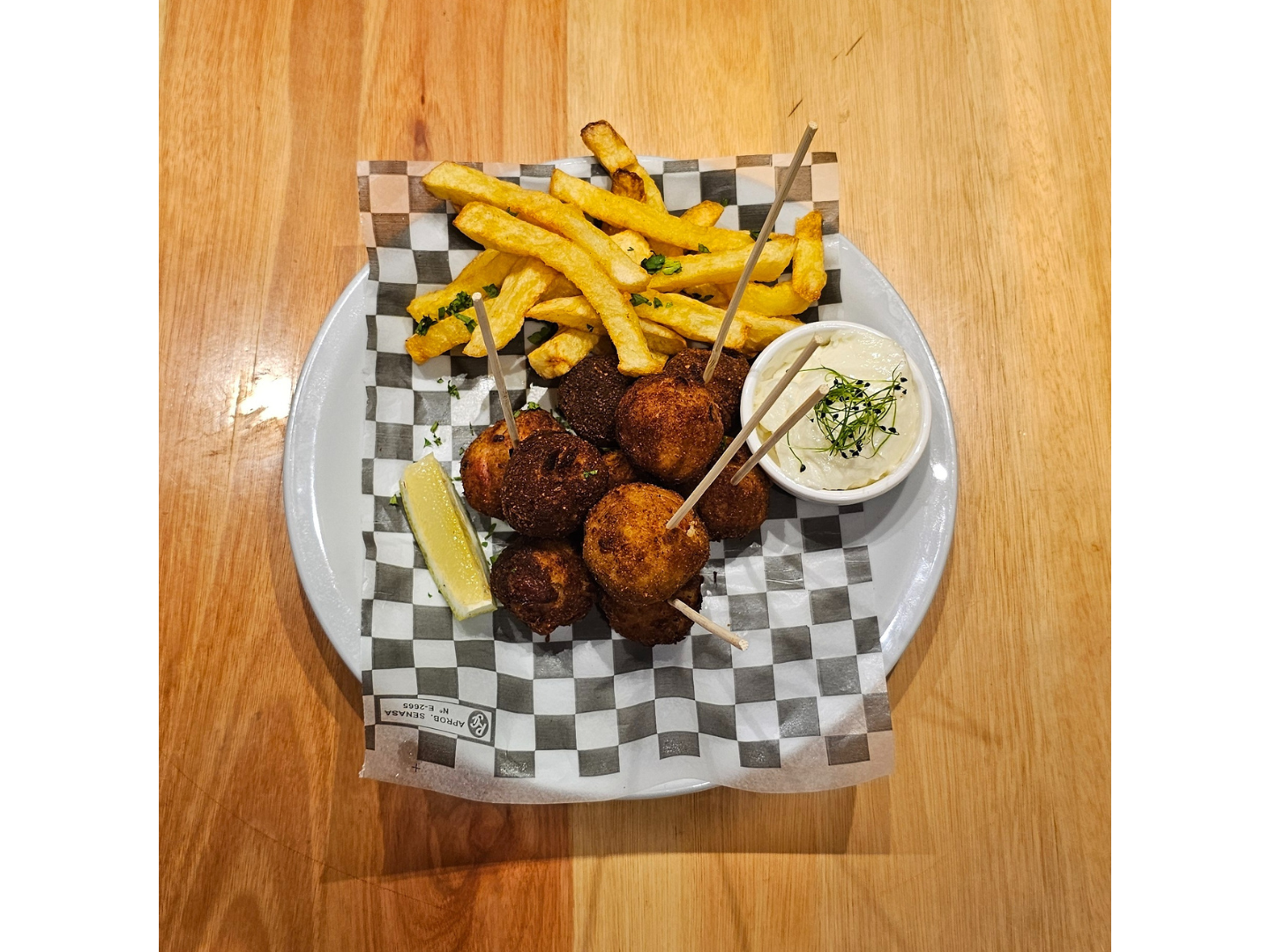 Pinchos de pollo fritos
