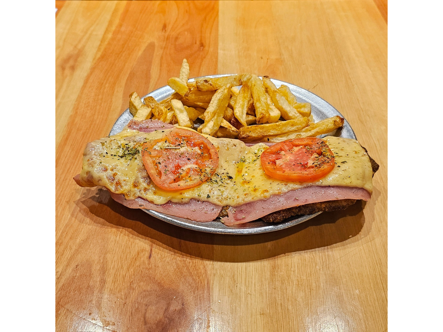 2 milanesas a la napolitana + 1 coca de 1.5