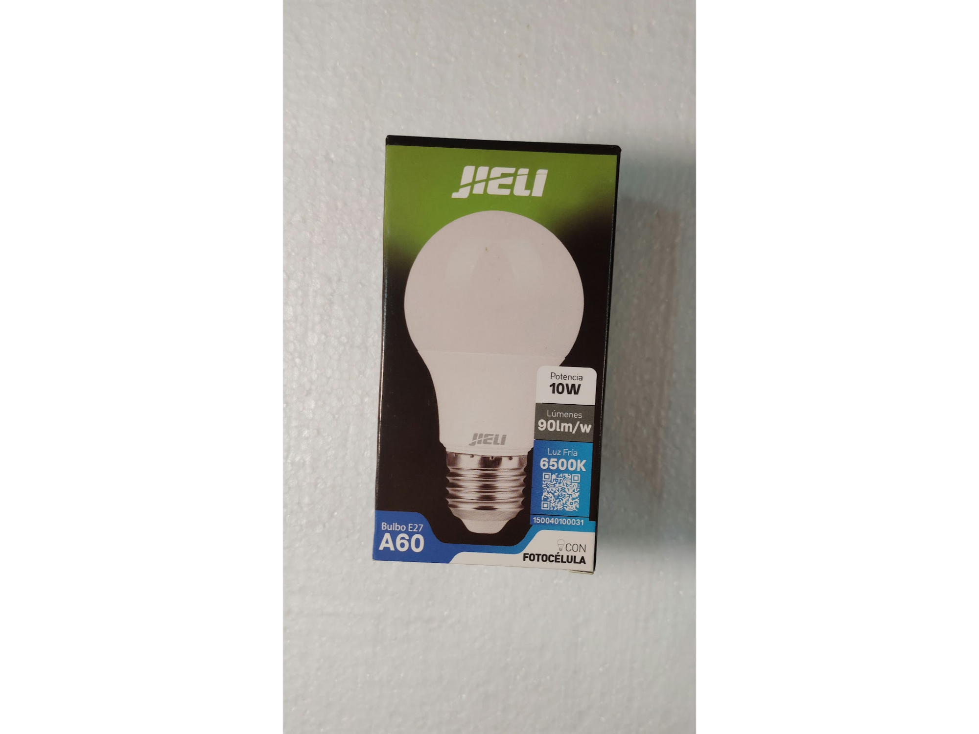 LAMPARA LED CON FOTOCELULA LUZ FRIA / CALIDA