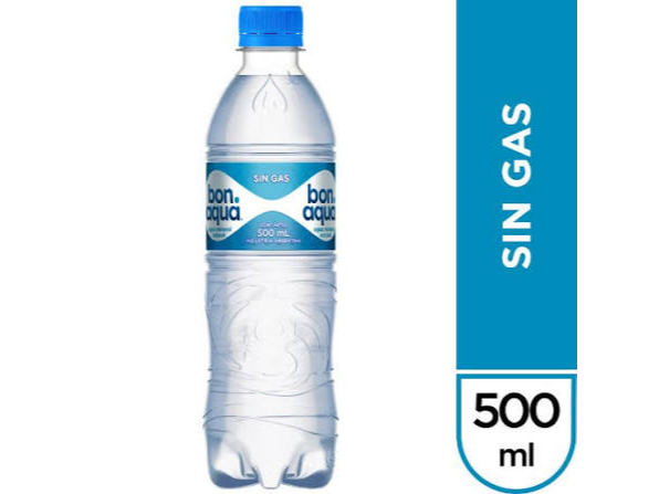 Agua mineral sin gas