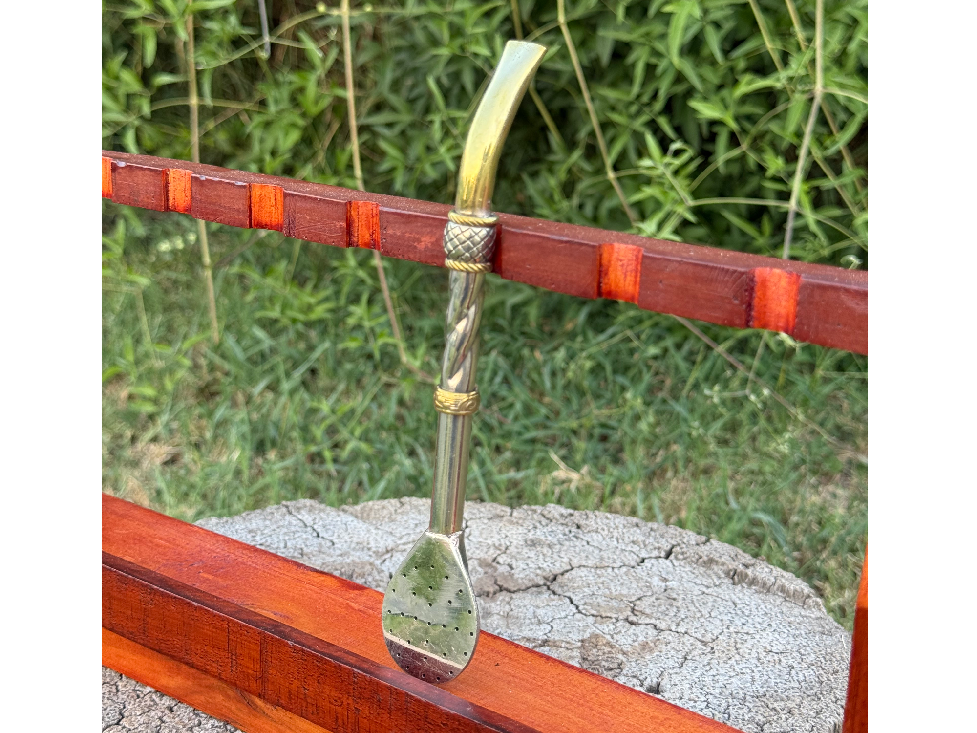 Bombillón Pico de Loro Premium (Cincelado)