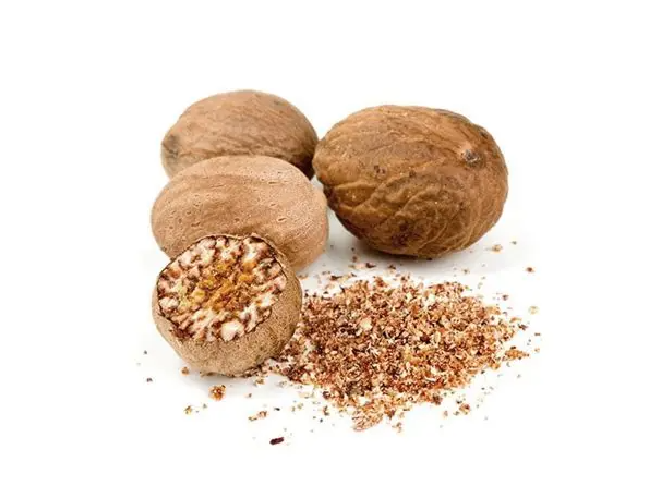 Nuez Moscada Entera