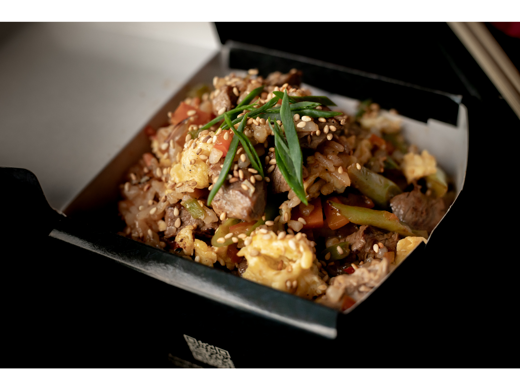 Yakimeshi de Espárragos y Tofu ejecutivo