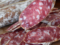 Cazuela de Salame