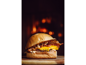 Promo - 2 BURGERS CLÁSICAS CON BACON de DOS FUEGOS