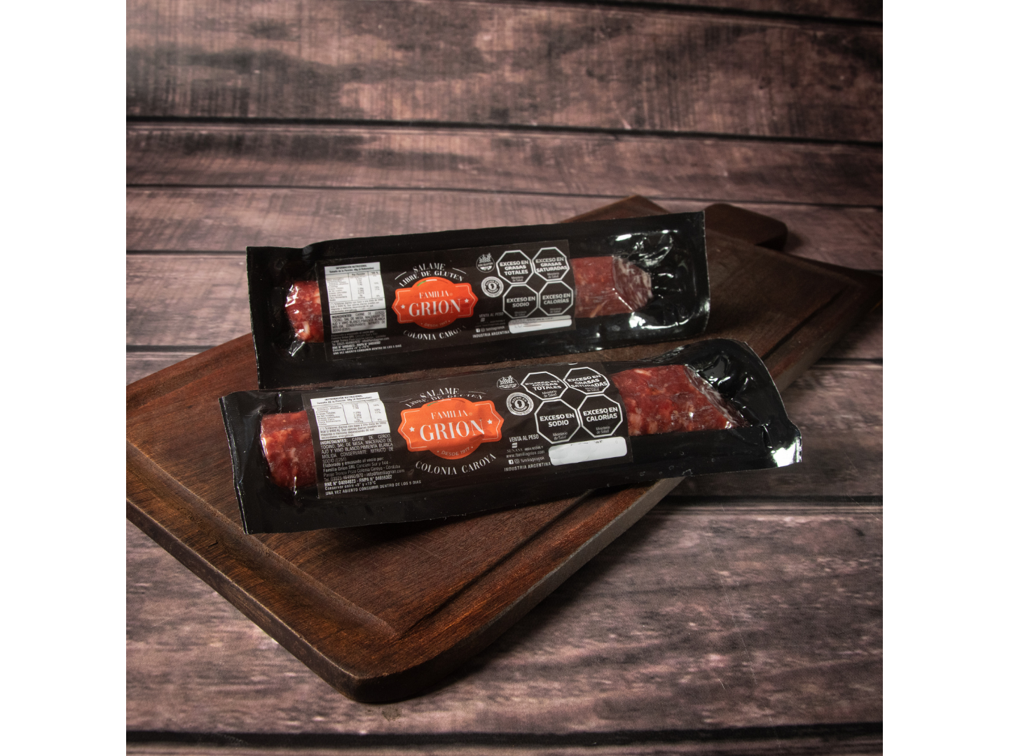 SALAME ETIQUETA NEGRA AL VACIO ( peso aprox 300 g)