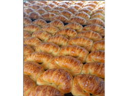 Medialunas por docena