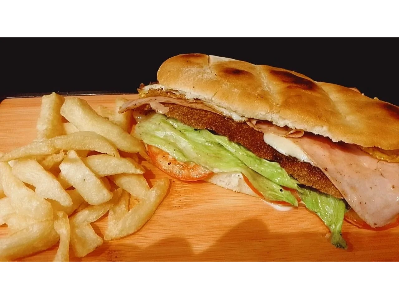 Sandwich de milanesa + papas fritas