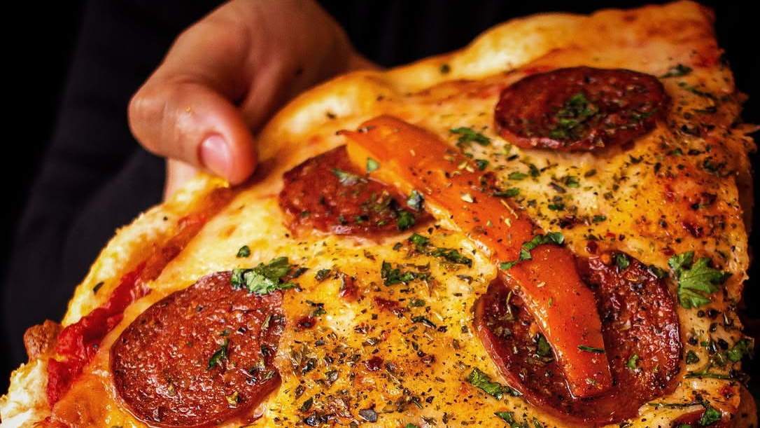 PIZZAS