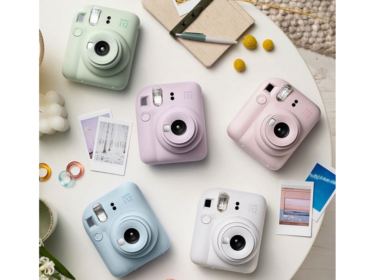 Camara INSTAX Mini 12