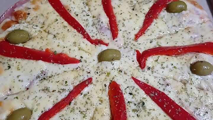 Pizzas 8 porciones (comunes)