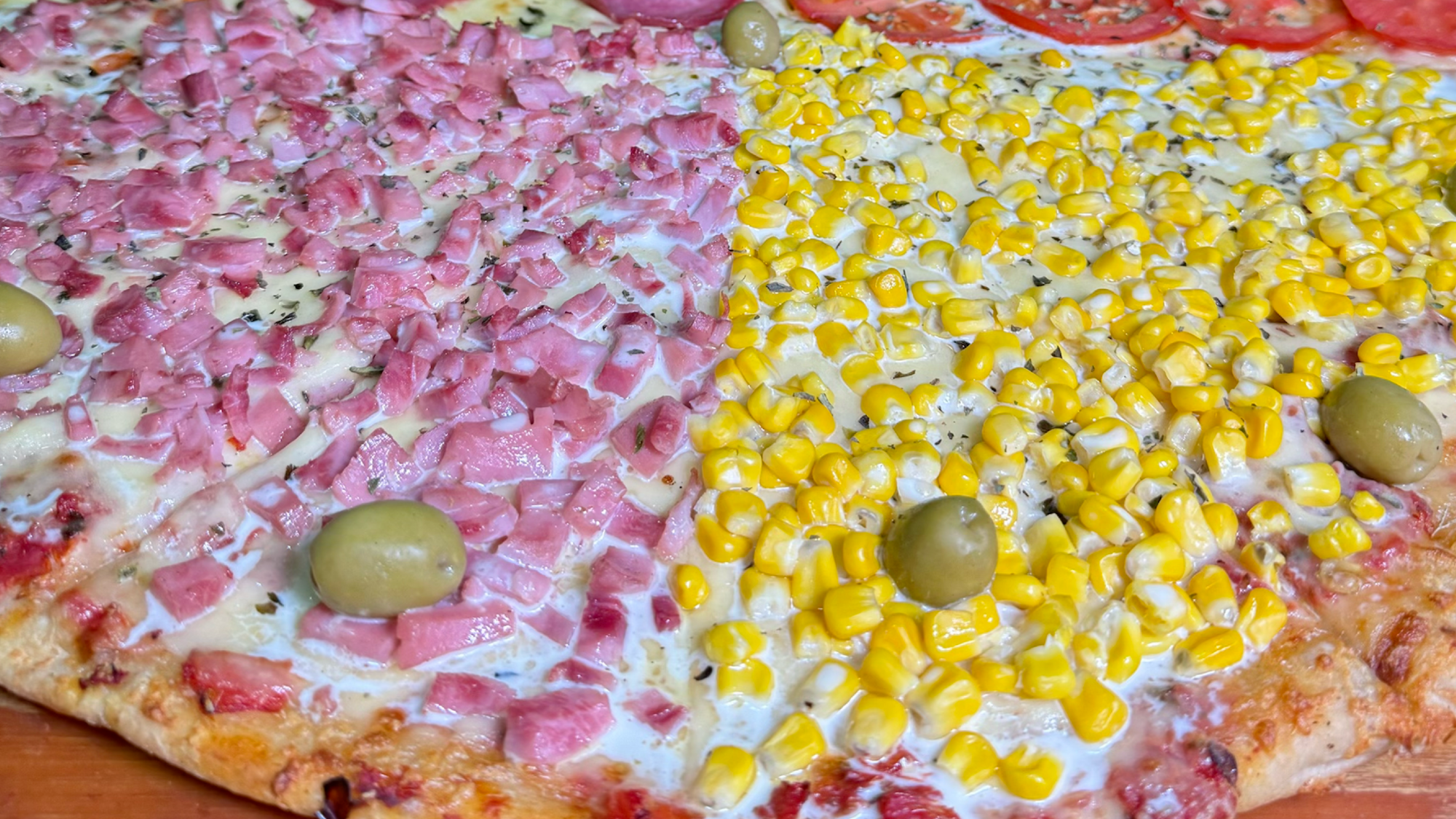 Media pizzas gigantes