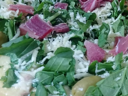 Rúcula y jamon crudo