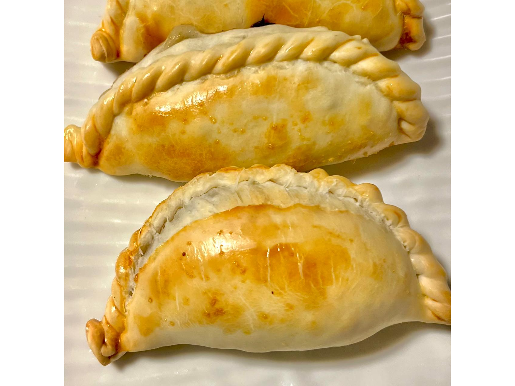 EMPANADAS CRIOLLAS COCIDAS
