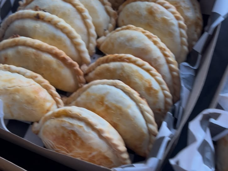 EMPANADAS CRIOLLAS COCIDAS