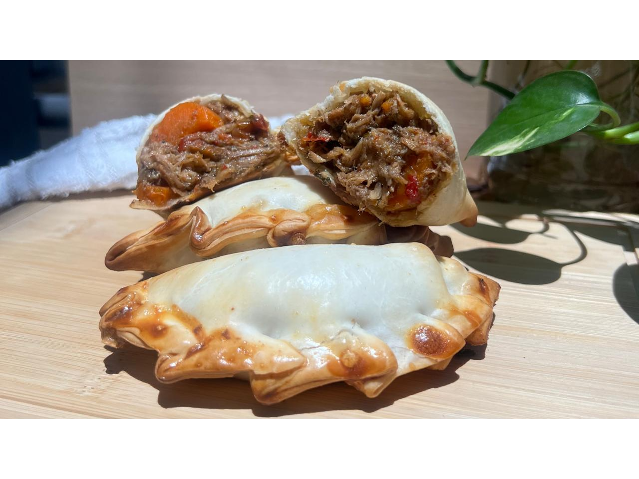 EMPANADAS DE BONDIOLA AL DISCO COCIDAS