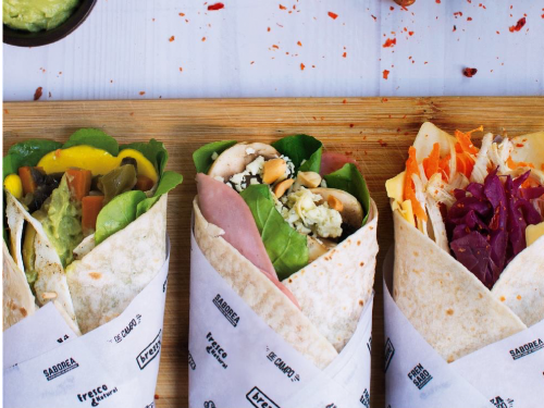 Wrap de Pollo con Aquarius de Regalo