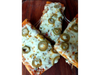 Pizza Keto Doble Mozarella Aceitunas Verdes y Negrs
