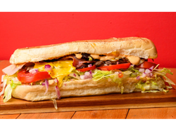 hamburlomo Chebu + lata de pepsi
