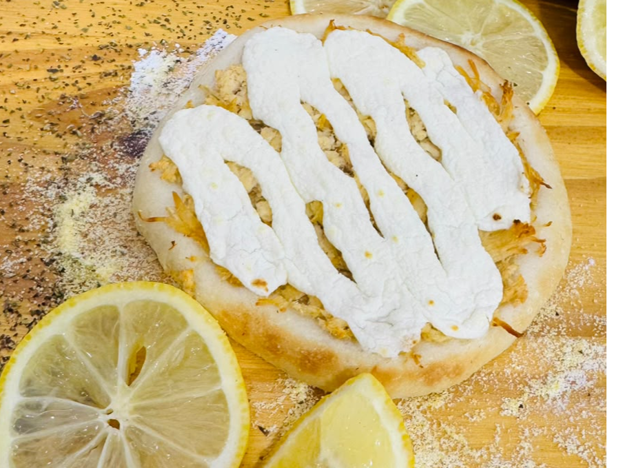 Esfiha de pollo con catupiry de Imperio del sabor