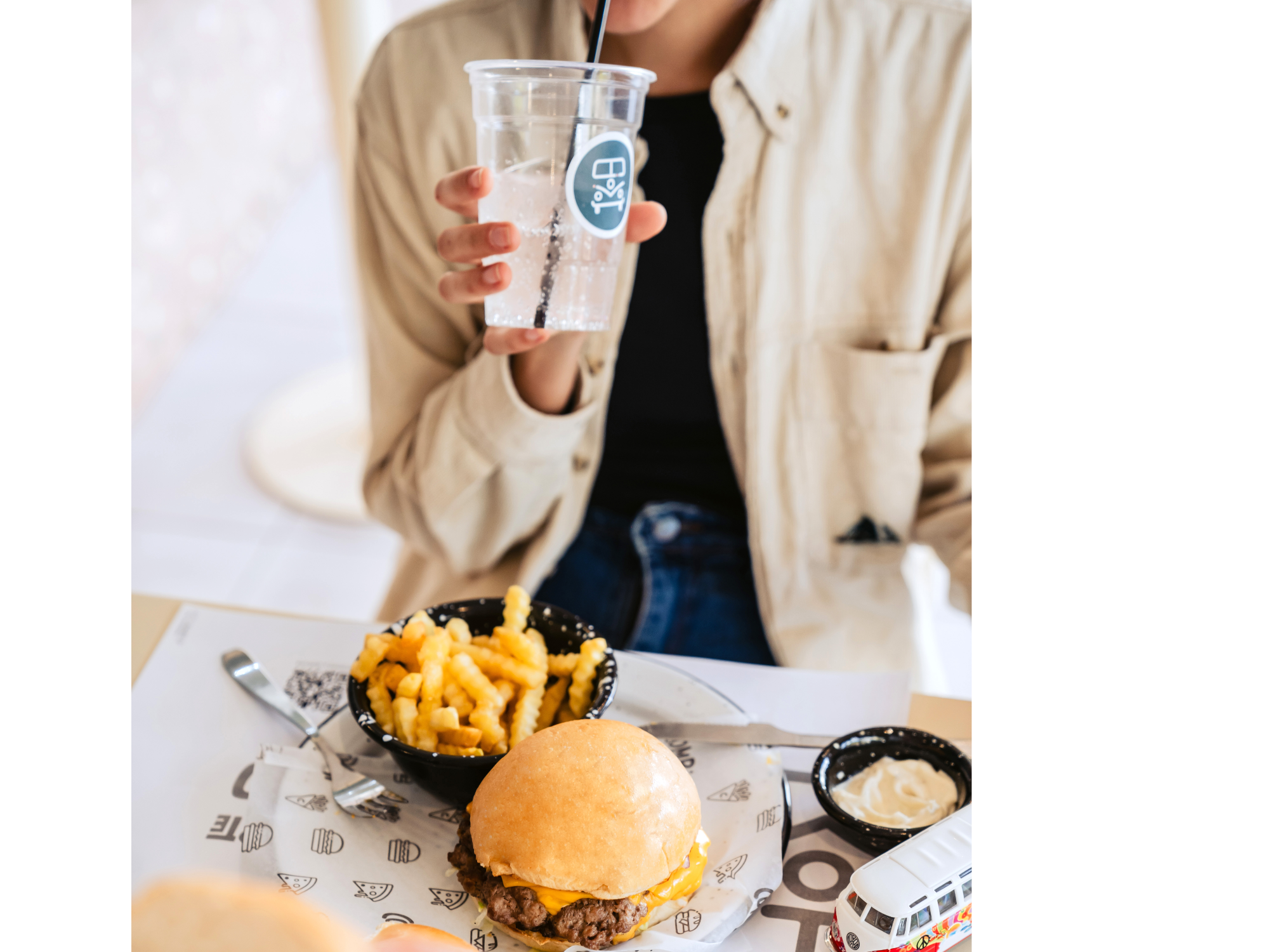 Big Combi!+papas+latita de REGALO