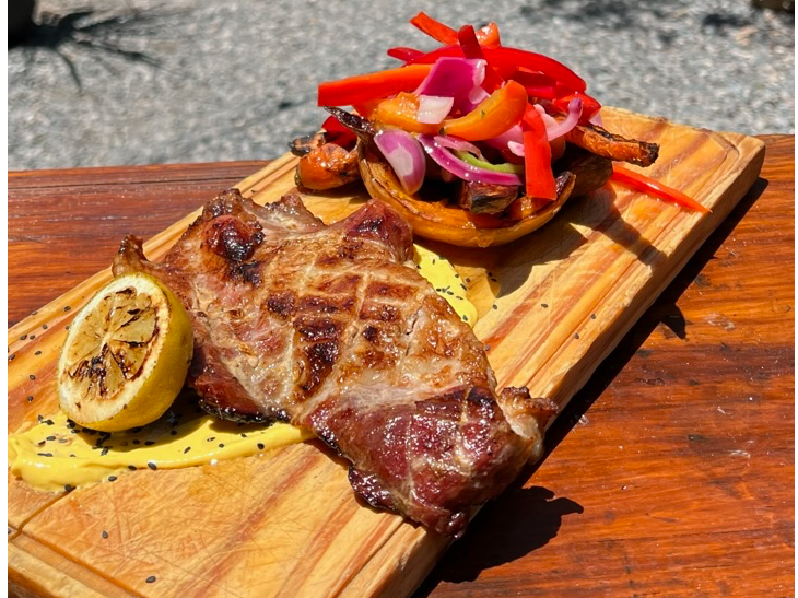 Matambrito de cerdo con Blend de quesos