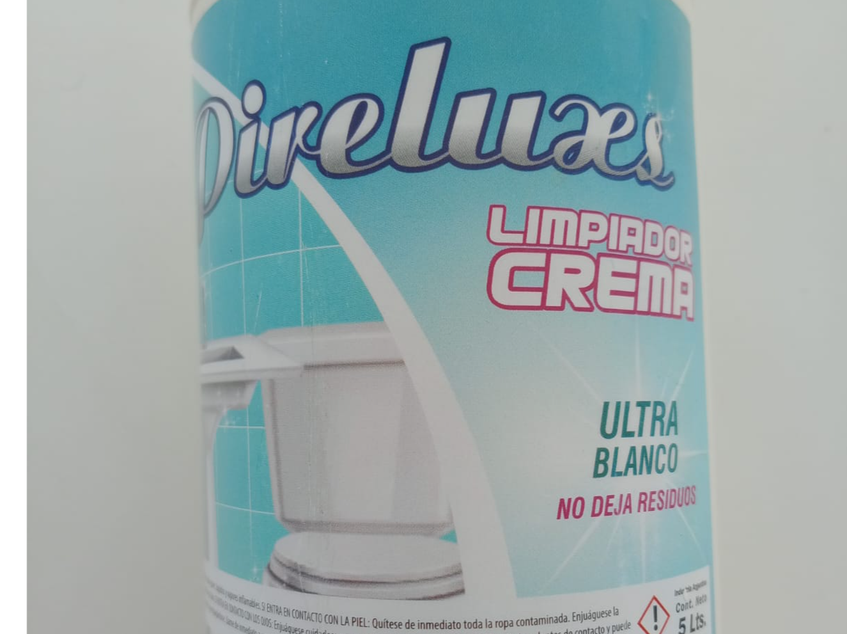 Limpiador cremoso PIRELUXS 1L