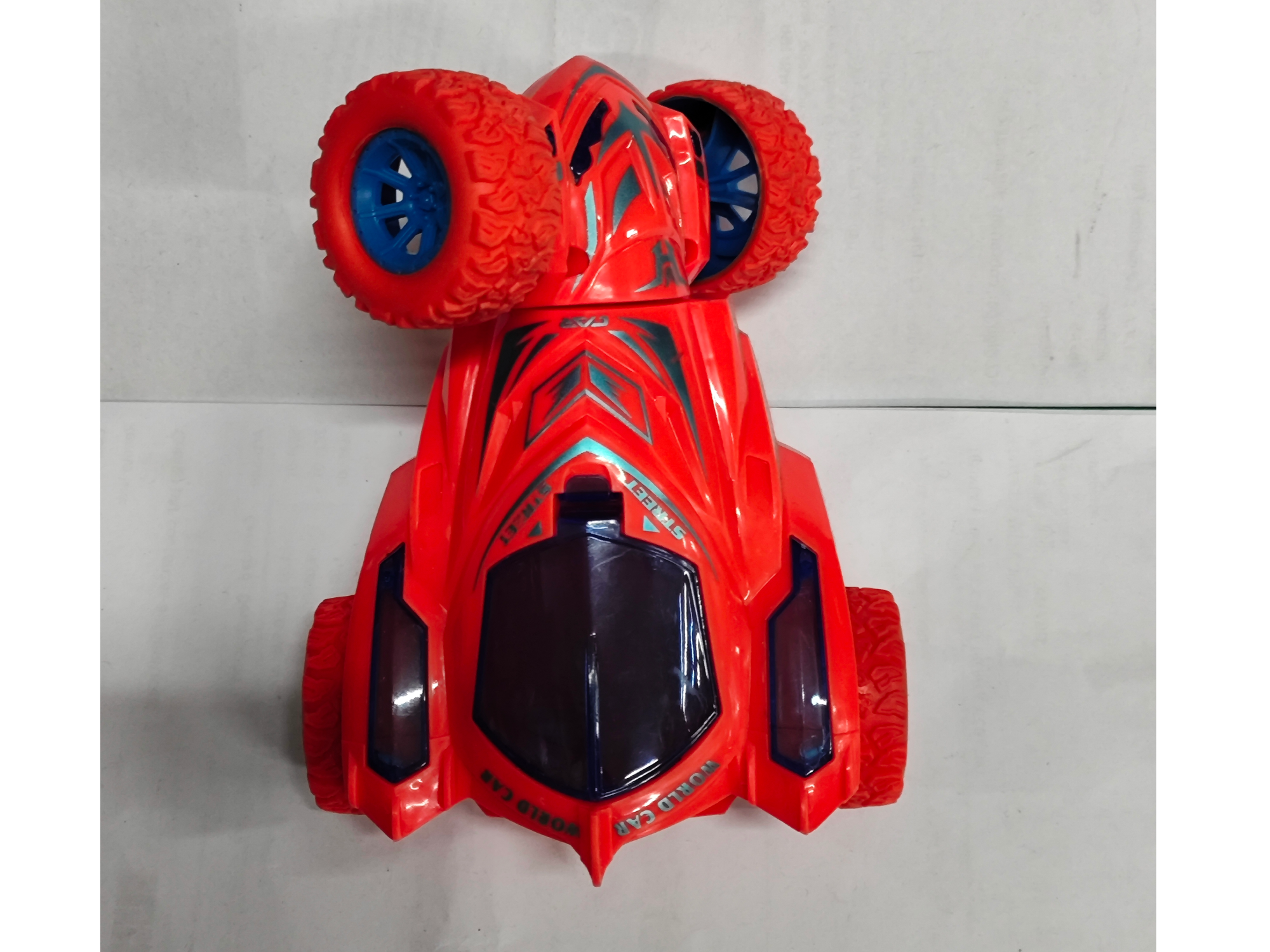 Auto de carrera con luz