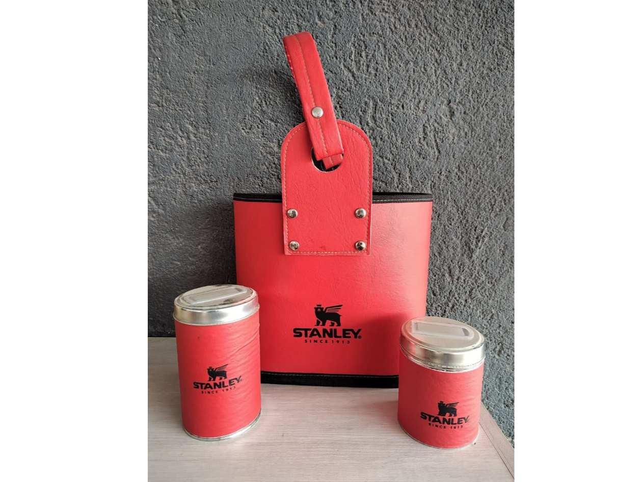 Matera Rígida con latas