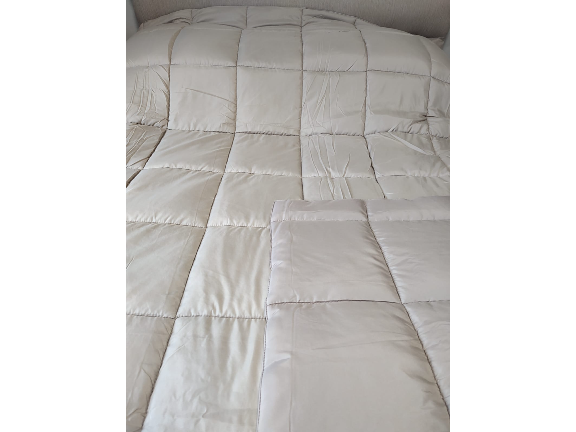 Acolchado reversible Queen Cacharel
