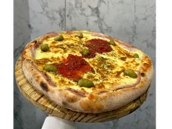 Muzzarella con jamón