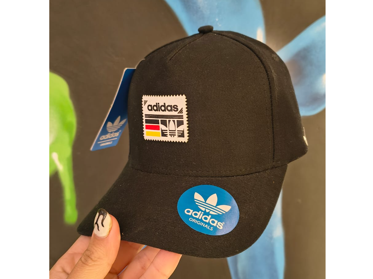 Adidas 52