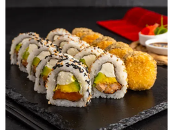 bocados de sushi. (10 unds)