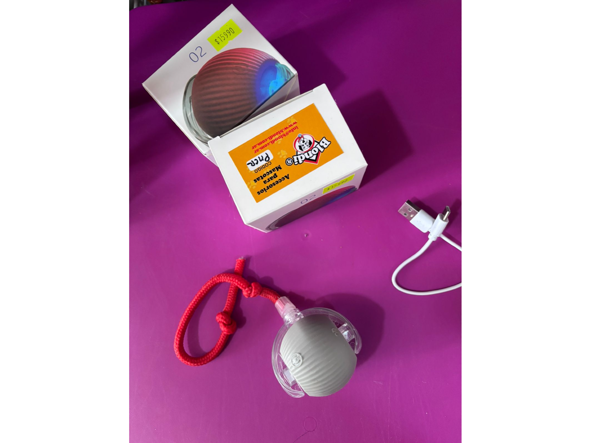 Pelota con Movimiento y Cola