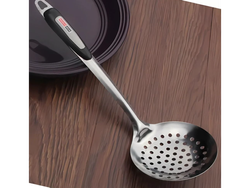 CUCHARÓN COLADOR AC. INOXIDABLE 33cm
