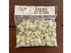 Ñoquis de espinaca de Pesto