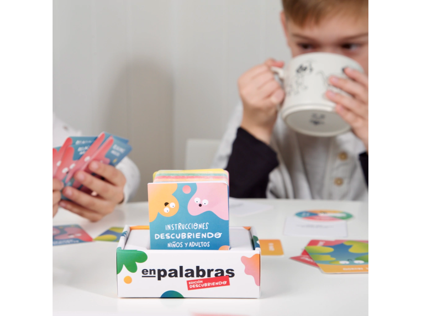 Descubriendo: niños y adultos