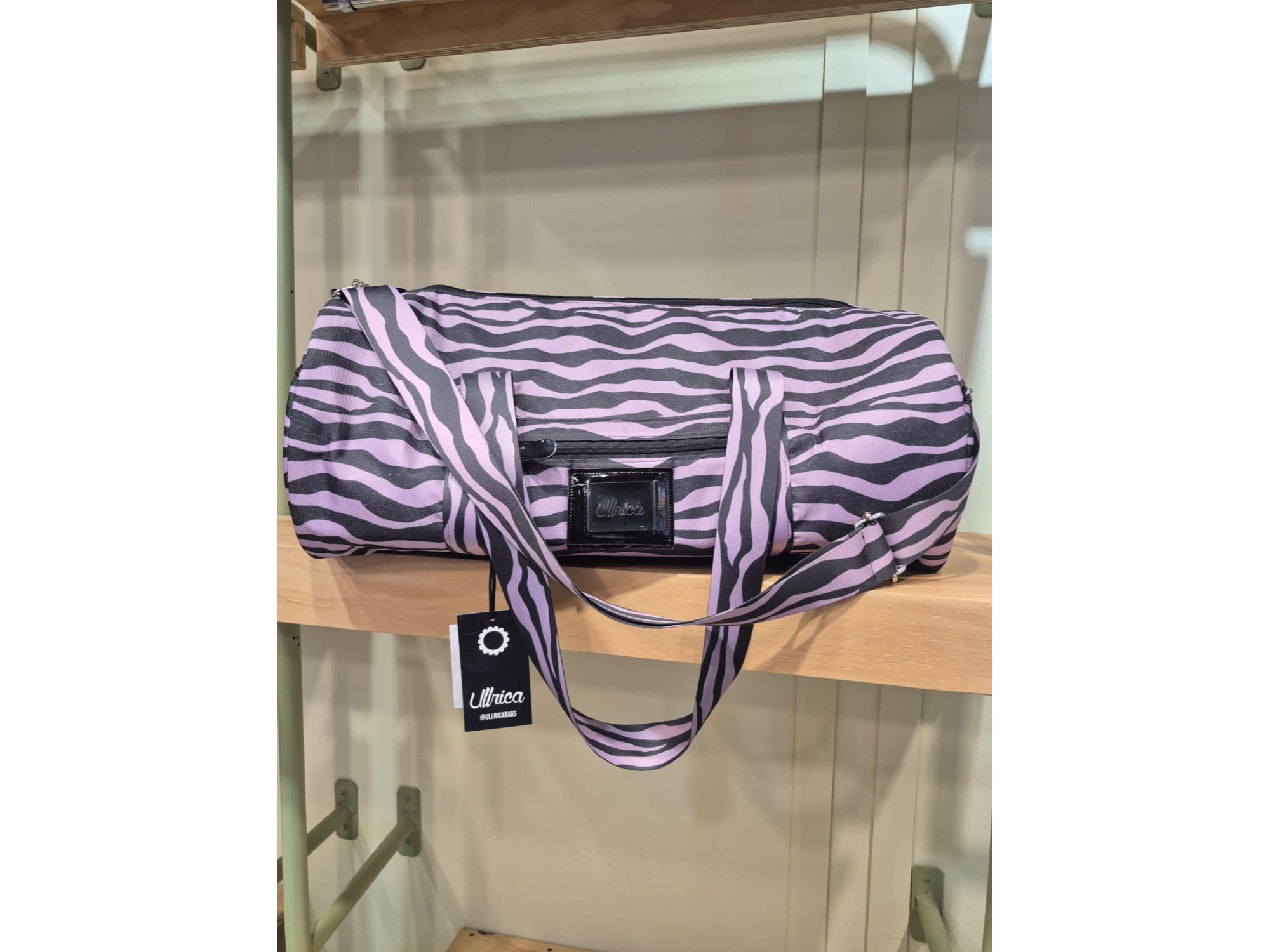 Bolso Tubular Estampado Lila & Negro