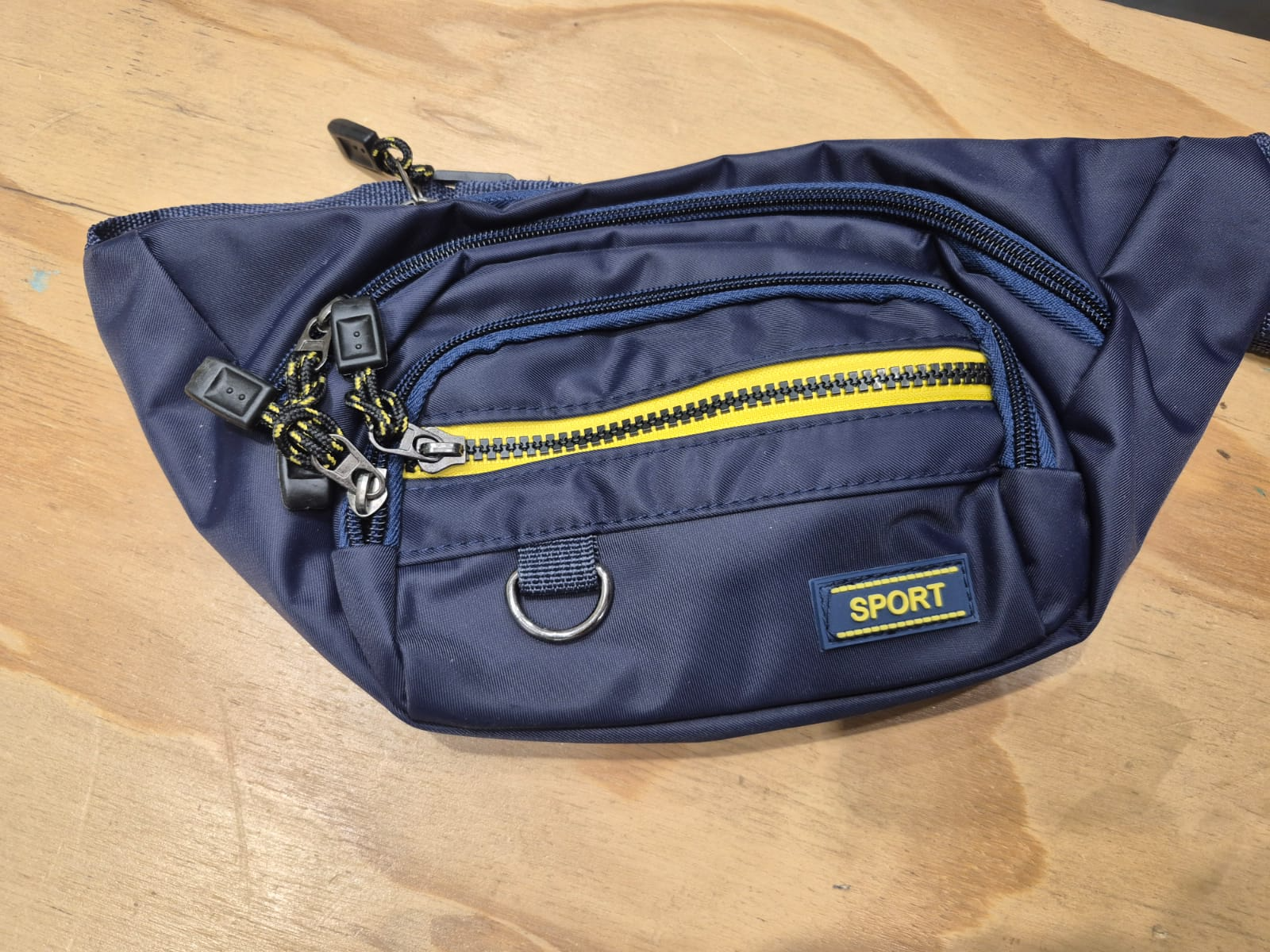 Sport azul c /cierre amarillo