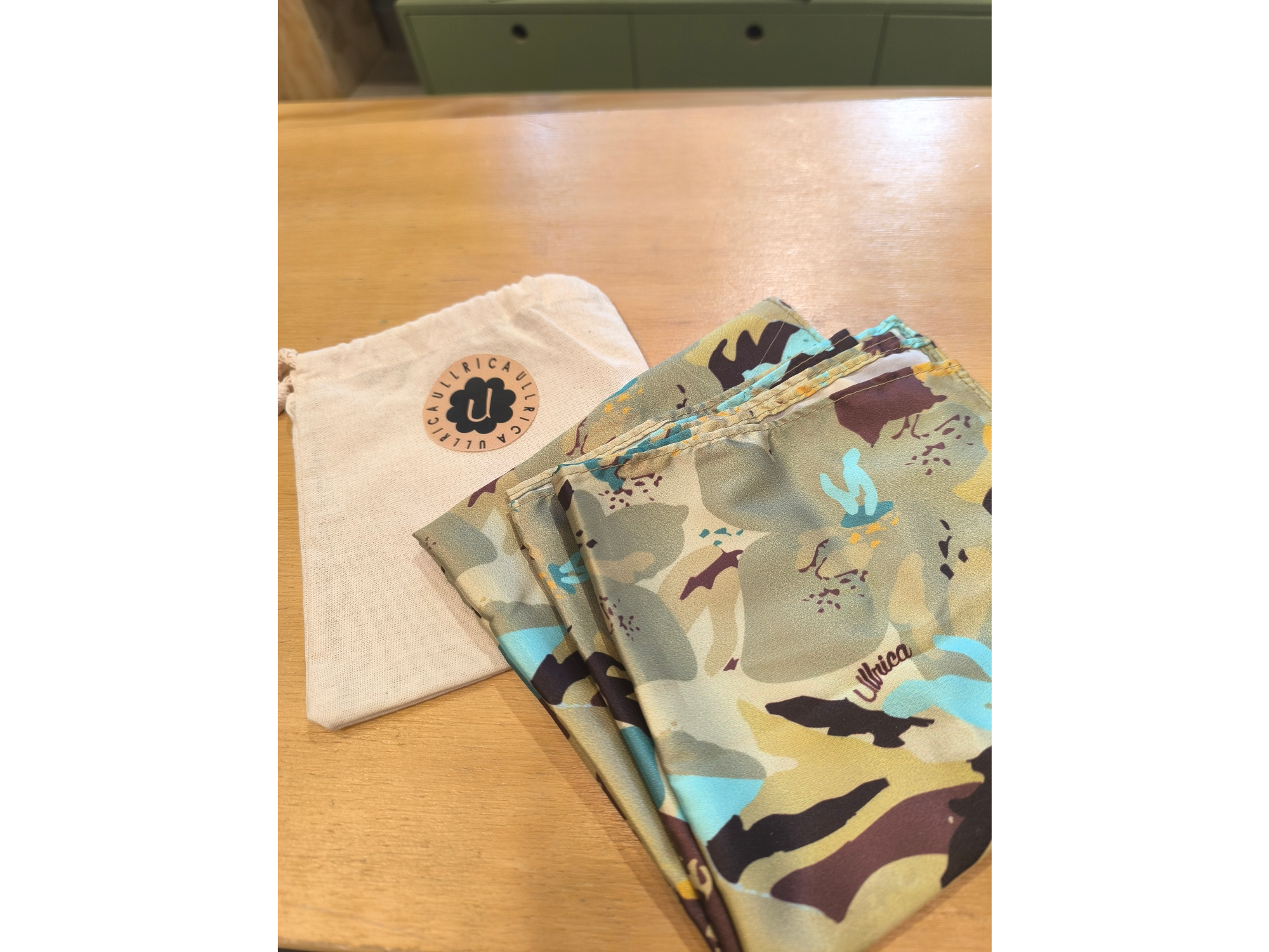 Pañuelo de seda grande camuflado