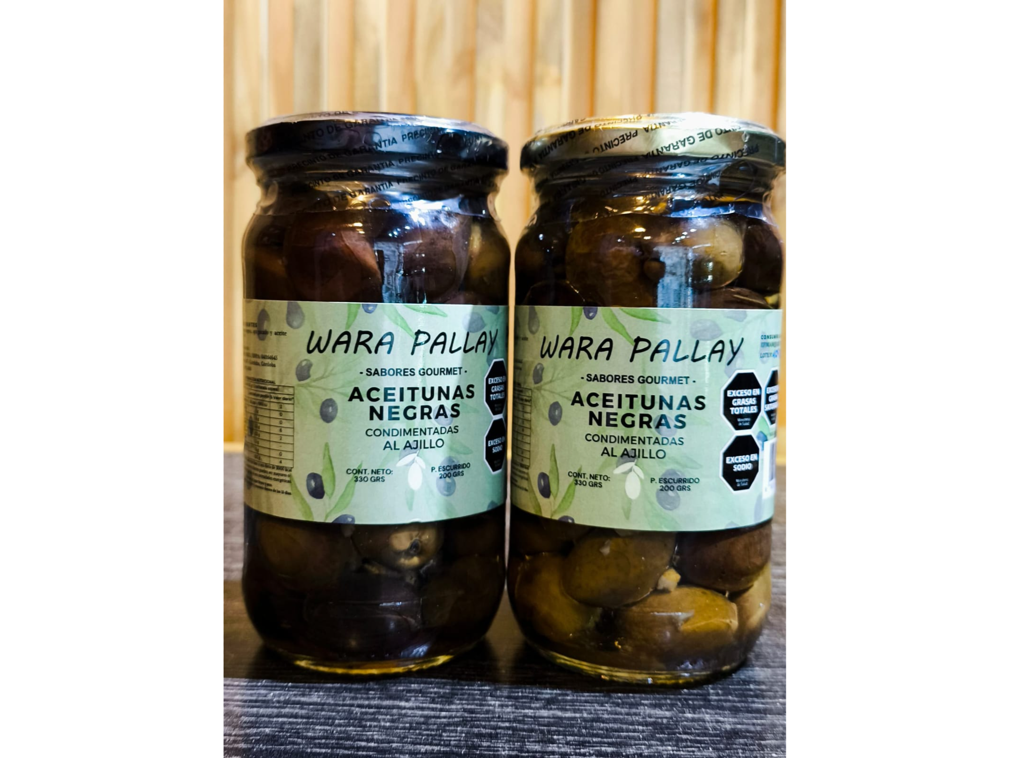 Aceitunas Negras al Ajillo