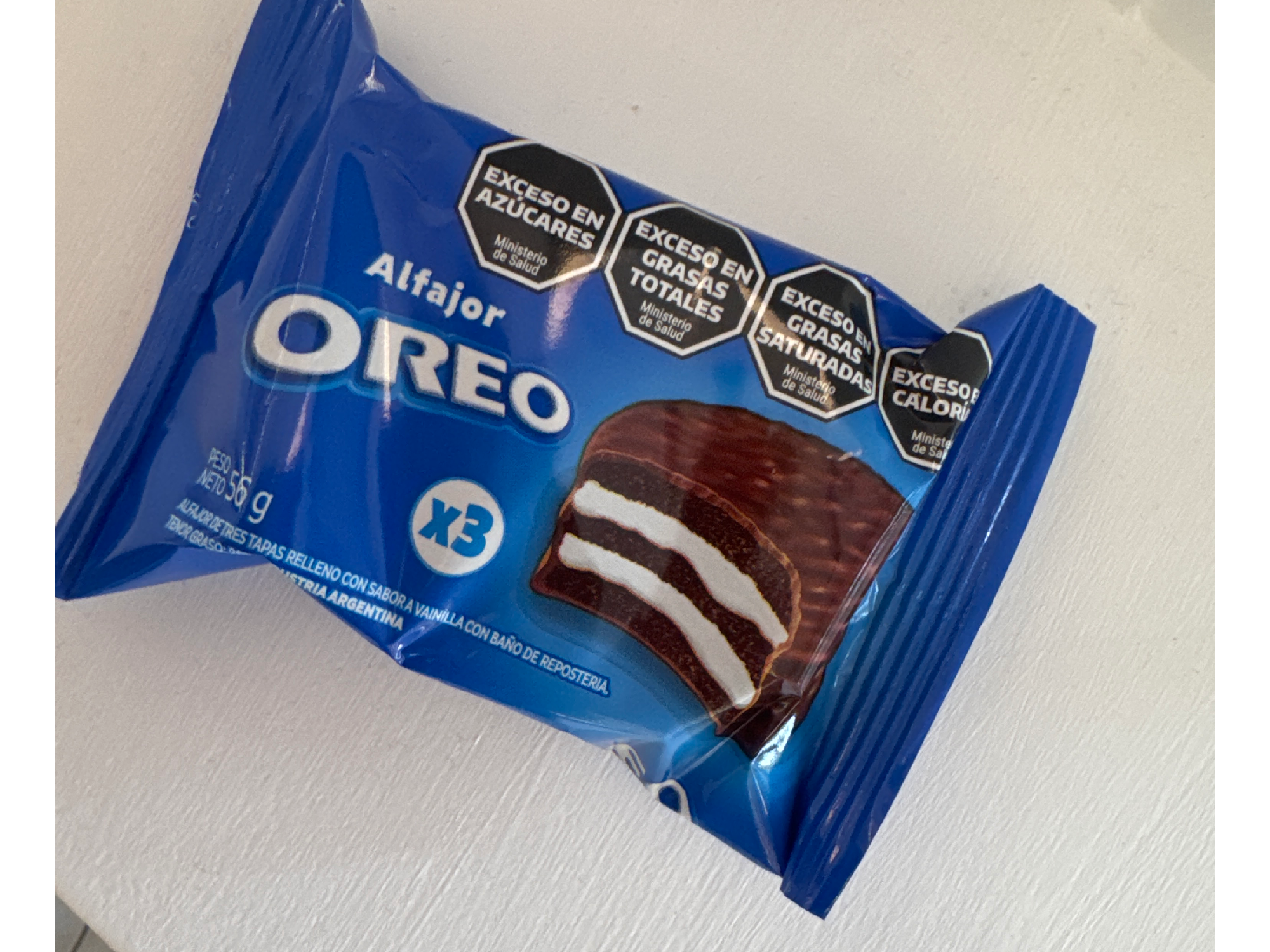Alfajor triple oreo