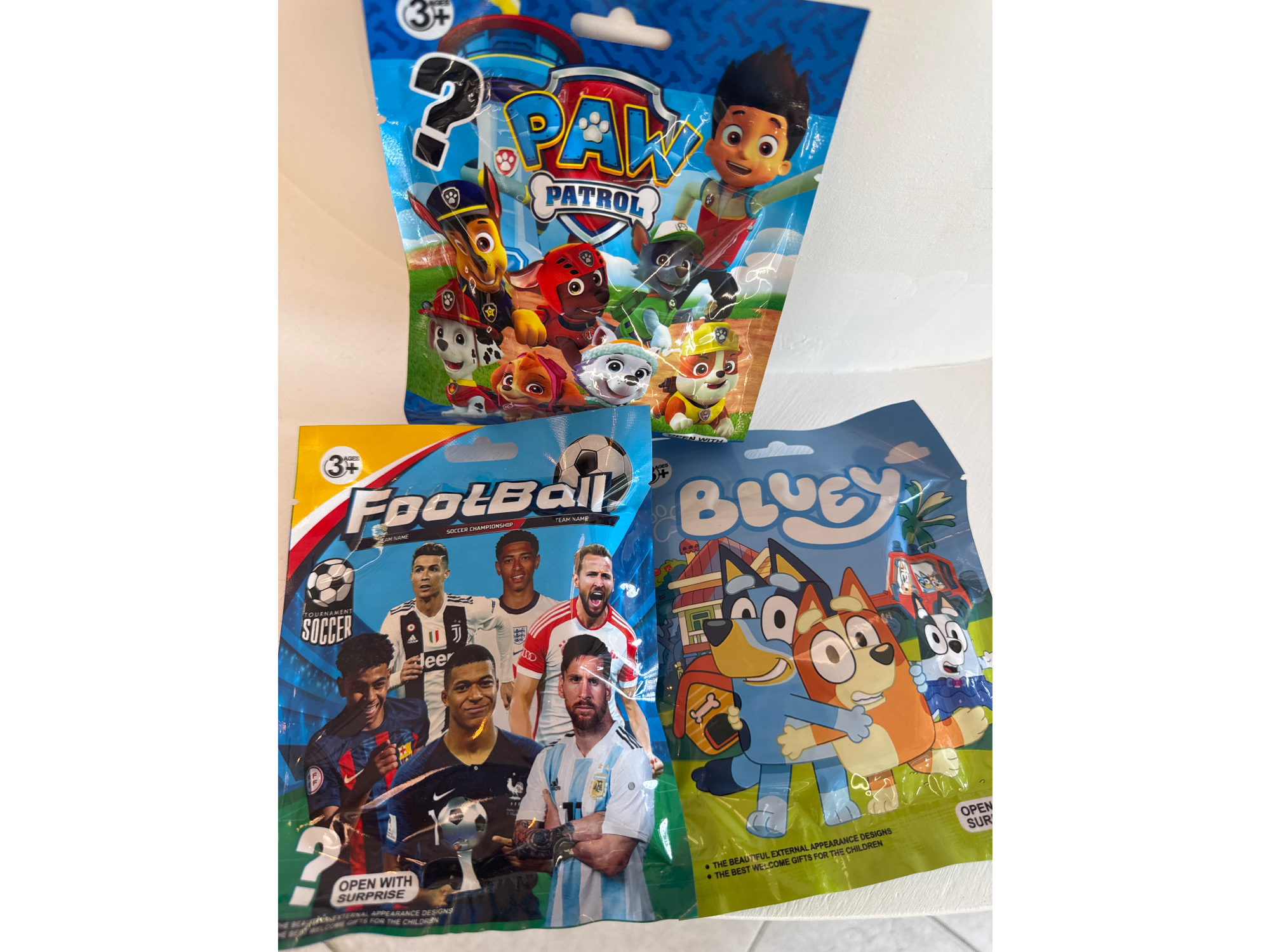 Bolsitas sorpresas varios personajes