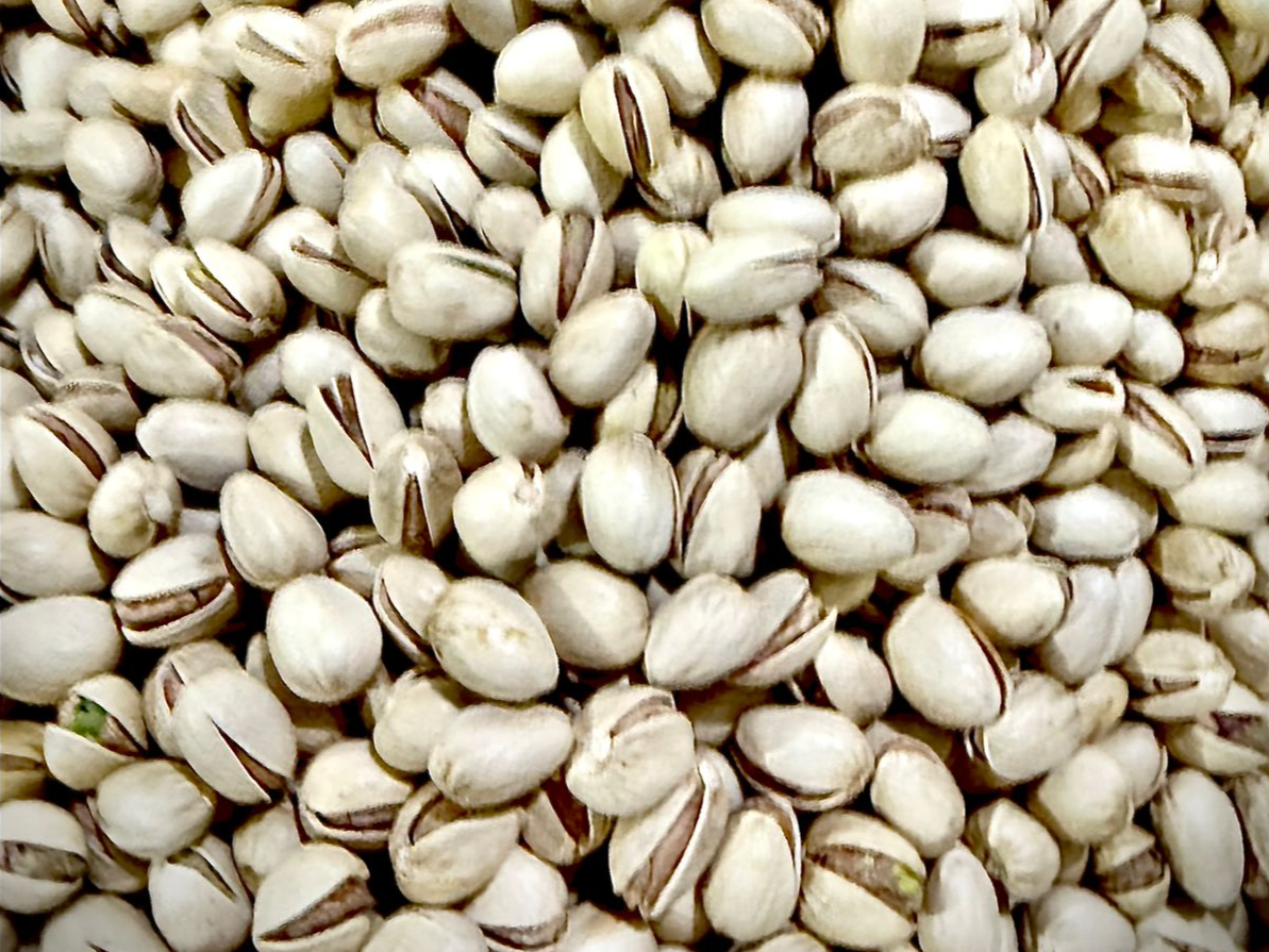 Pistachos con cascara y salados