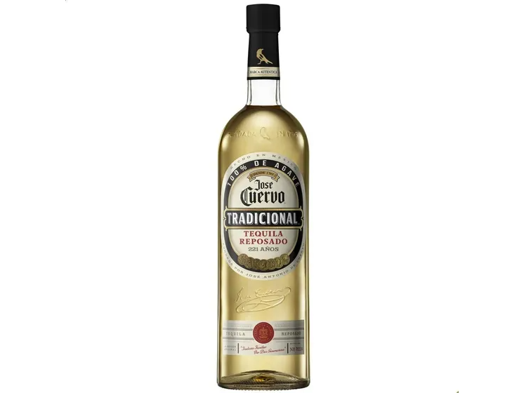 JOSE CUERVO TRADICIONAL 700ml